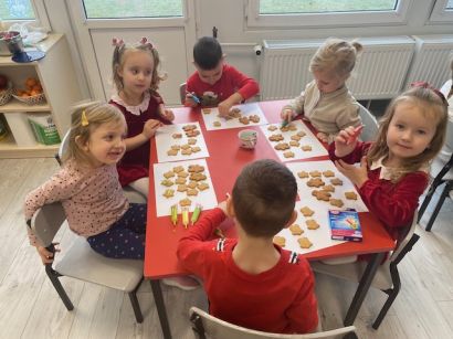 ŚWIĄTECZNE PIERNICZKI