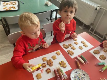 ŚWIĄTECZNE PIERNICZKI