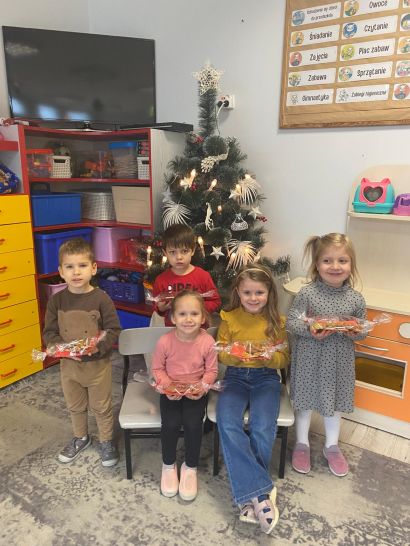 ŚWIĄTECZNE PIERNICZKI